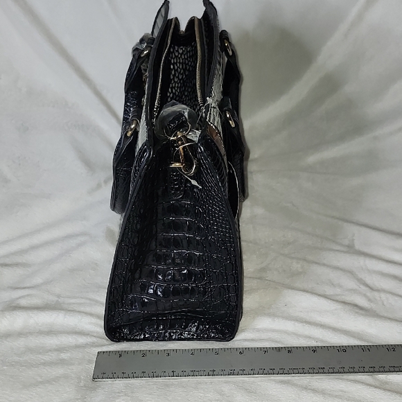 Chic Black and Silver Croc-Embossed Satchel Set